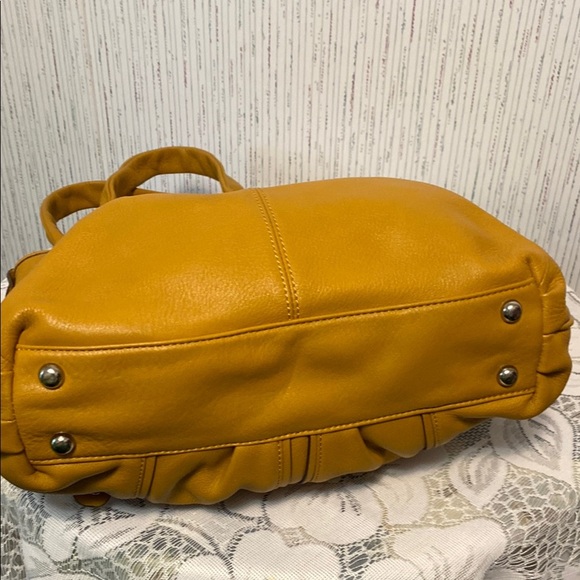 B Makowsky Durango Leather Hobo Shoulder Handbag Cheetah Print Mustard Tan Bag - Picture 11 of 16